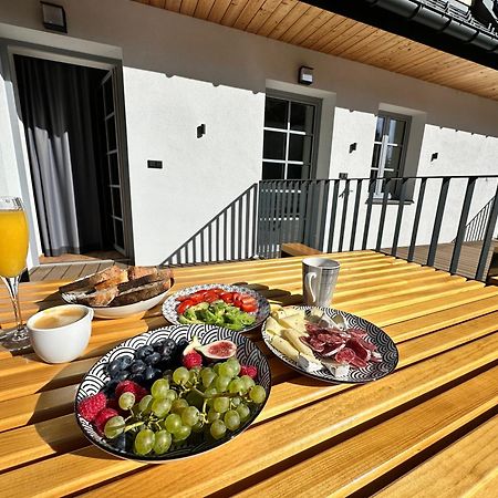 Apartmany Barth Holiday - Rezidence Maj Пец-под-Снежкой Экстерьер фото